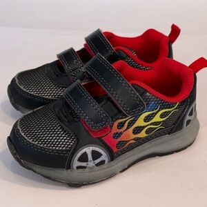 Kids light up Sneakers. 7